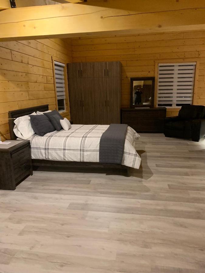 Chalets Domaine Otis Saint-Félix-d'Otis Buitenkant foto
