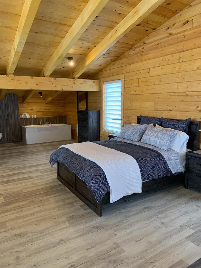 Chalets Domaine Otis Saint-Félix-d'Otis Buitenkant foto