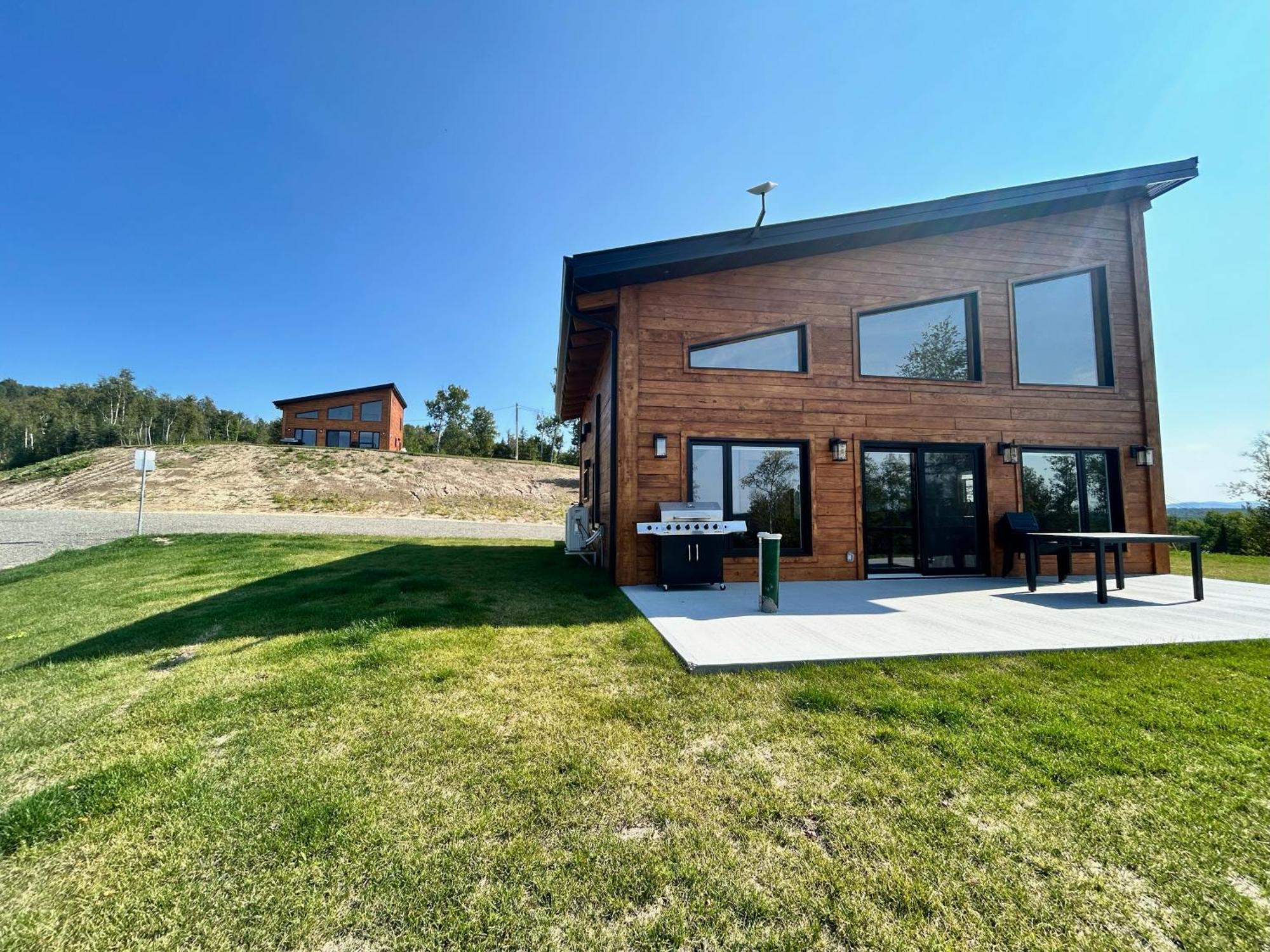 Chalets Domaine Otis Saint-Félix-d'Otis Buitenkant foto